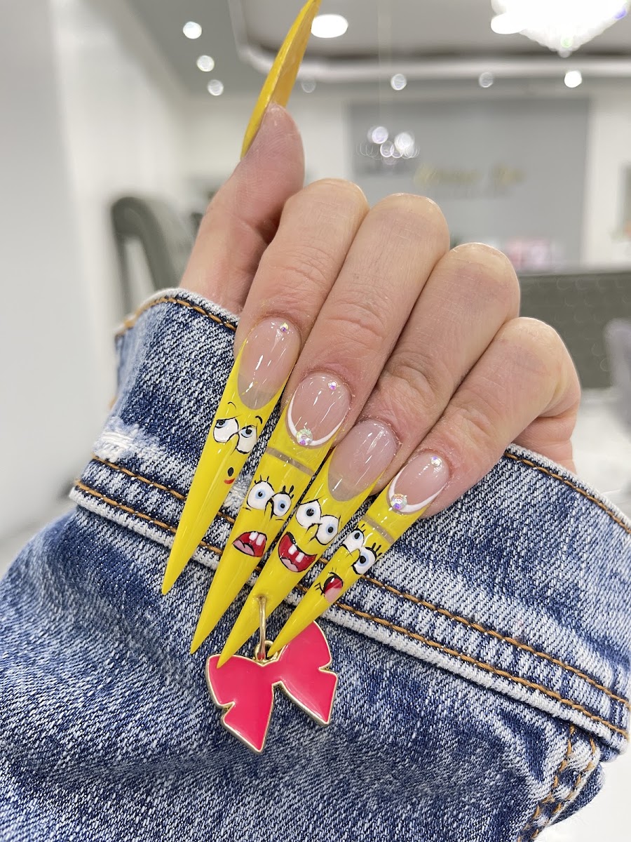 Vivian's Nails Salon work
